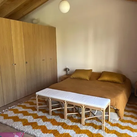 Вилла Contemporary With Pool Гетари