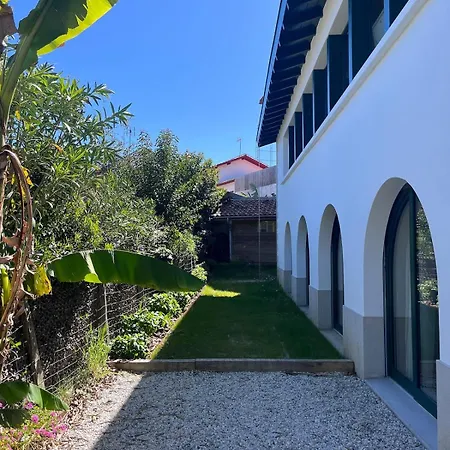 Contemporary With Pool Guéthary