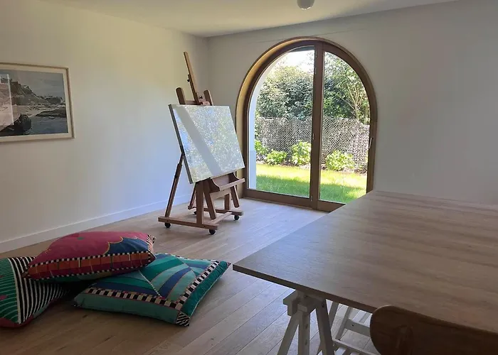 Contemporary With Pool Guéthary