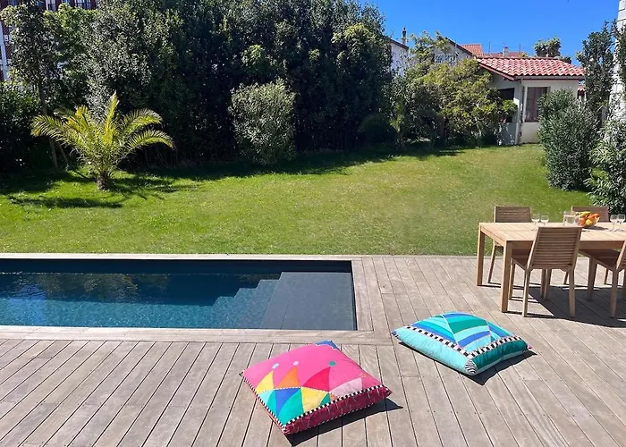 Contemporary With Pool Guéthary